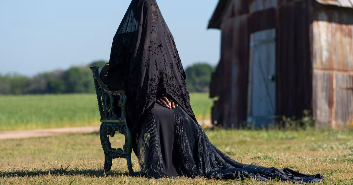 In Theatres – Thoughts on The Woman in the Yard